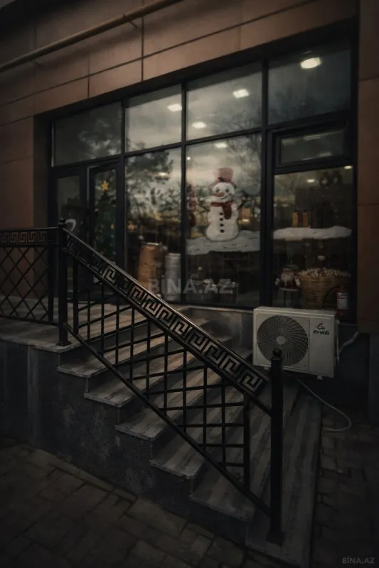 Satılır obyekt 61 m²