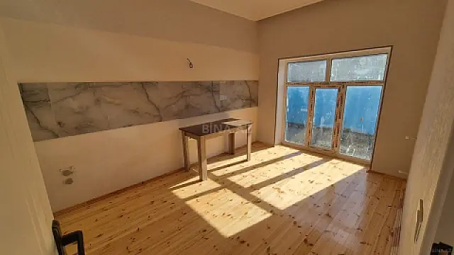 Satılır 4 otaqlı həyət evi 90 m²