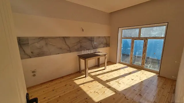 Satılır 4 otaqlı həyət evi 90 m²