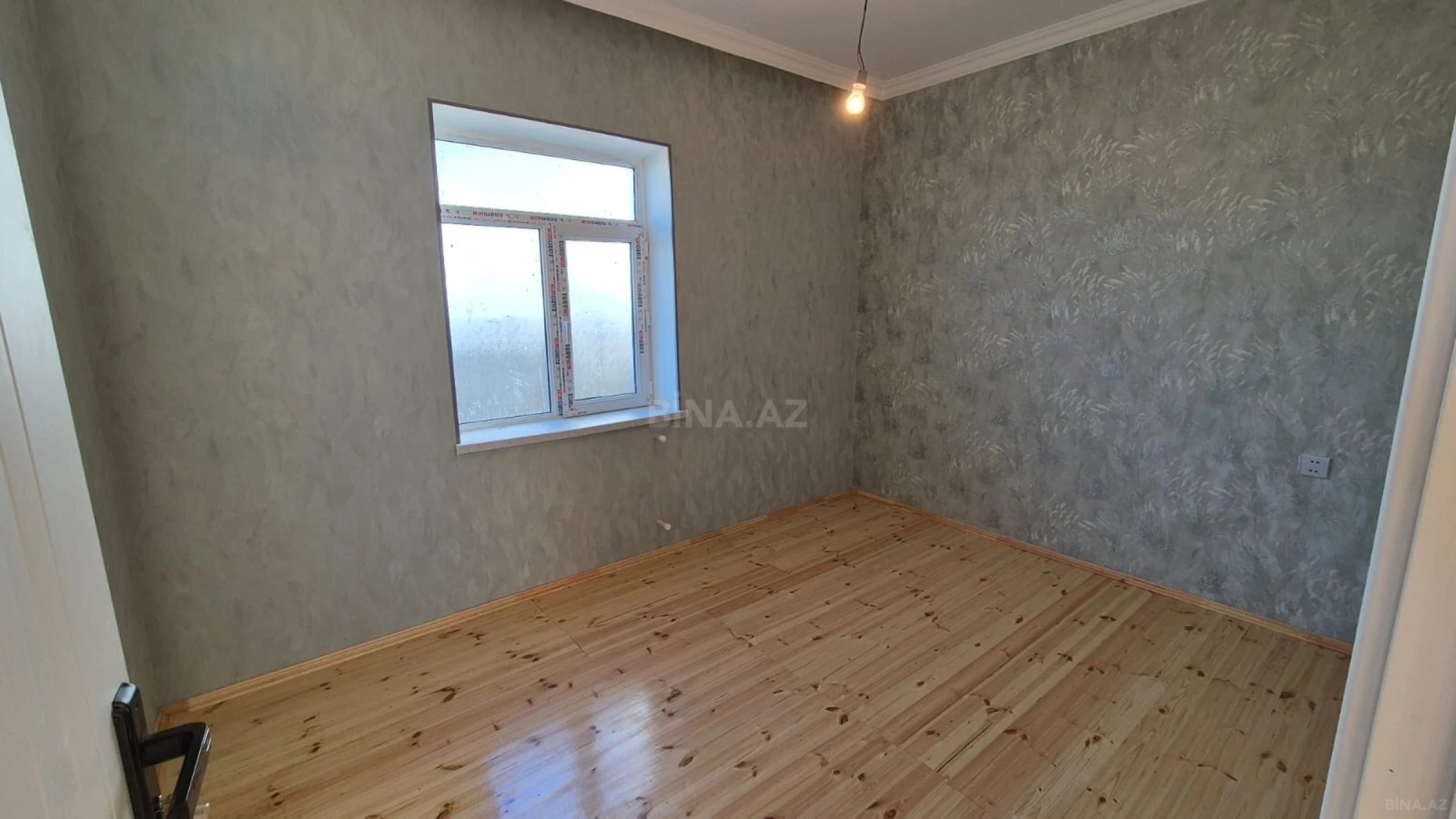 Satılır 4 otaqlı həyət evi 90 m²