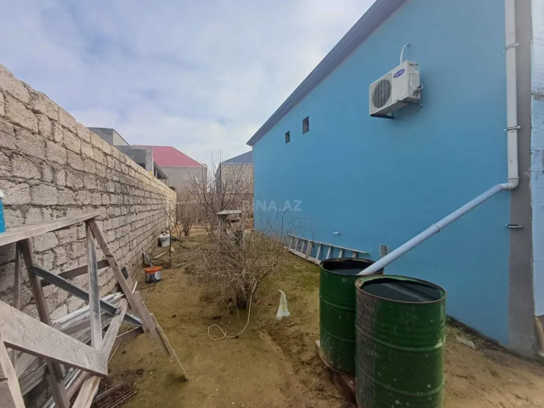 Satılır 4 otaqlı həyət evi 150 m²