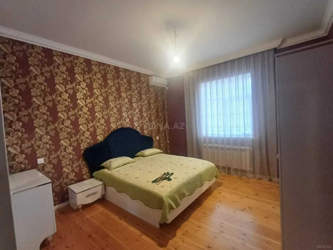 Satılır 4 otaqlı həyət evi 150 m²