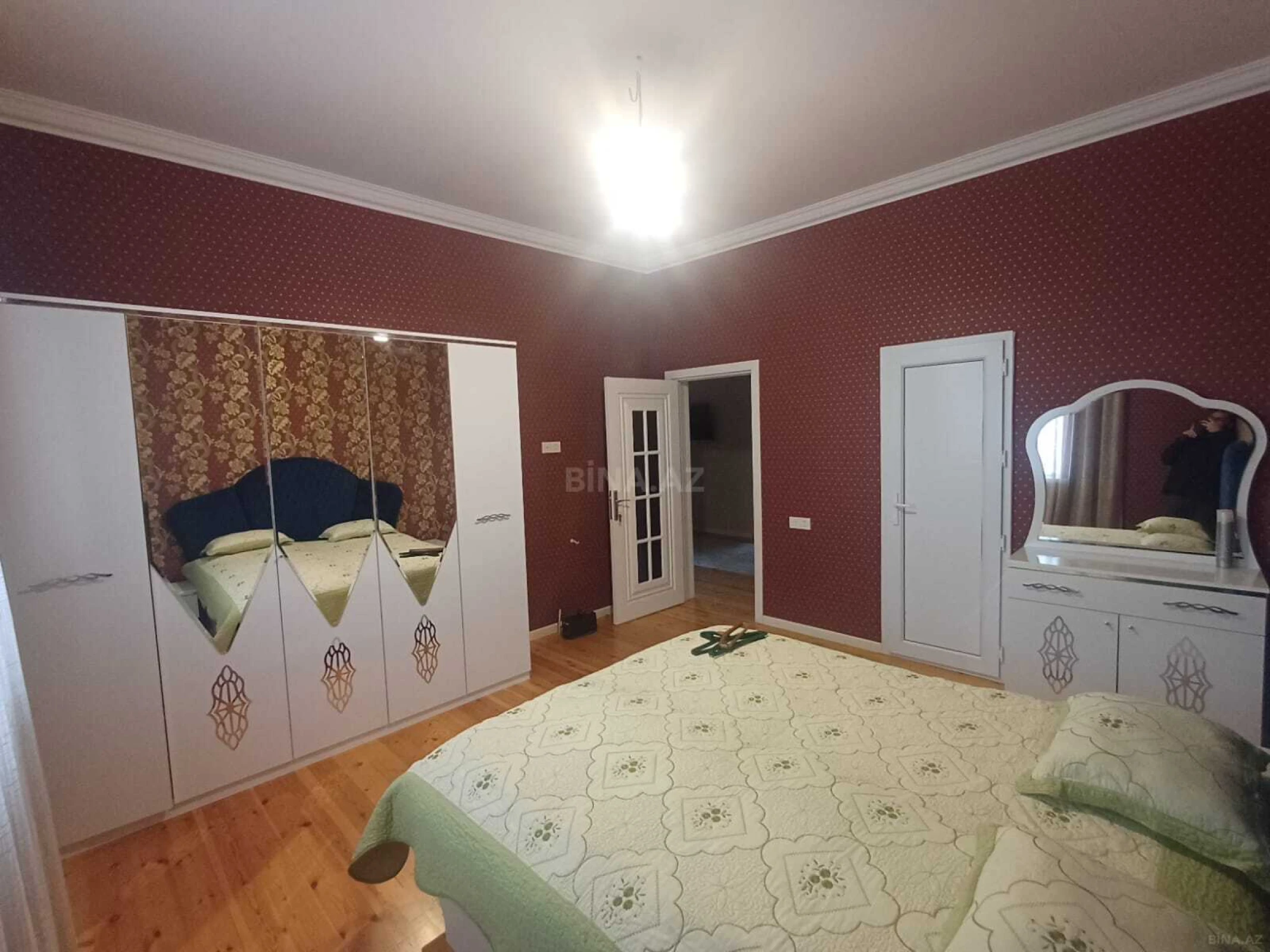 Satılır 4 otaqlı həyət evi 150 m²