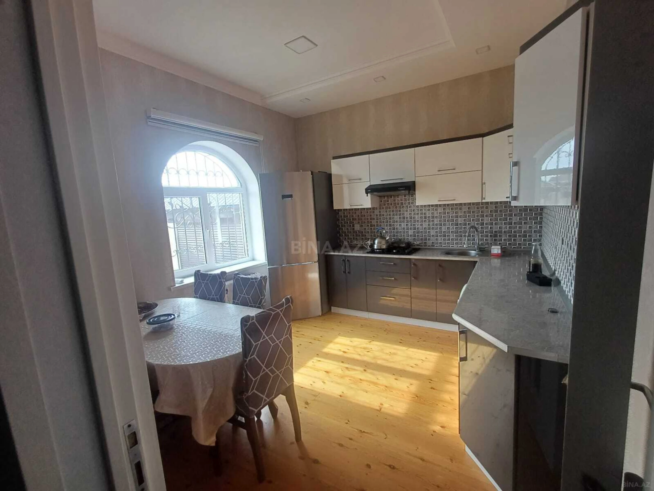 Satılır 4 otaqlı həyət evi 150 m²