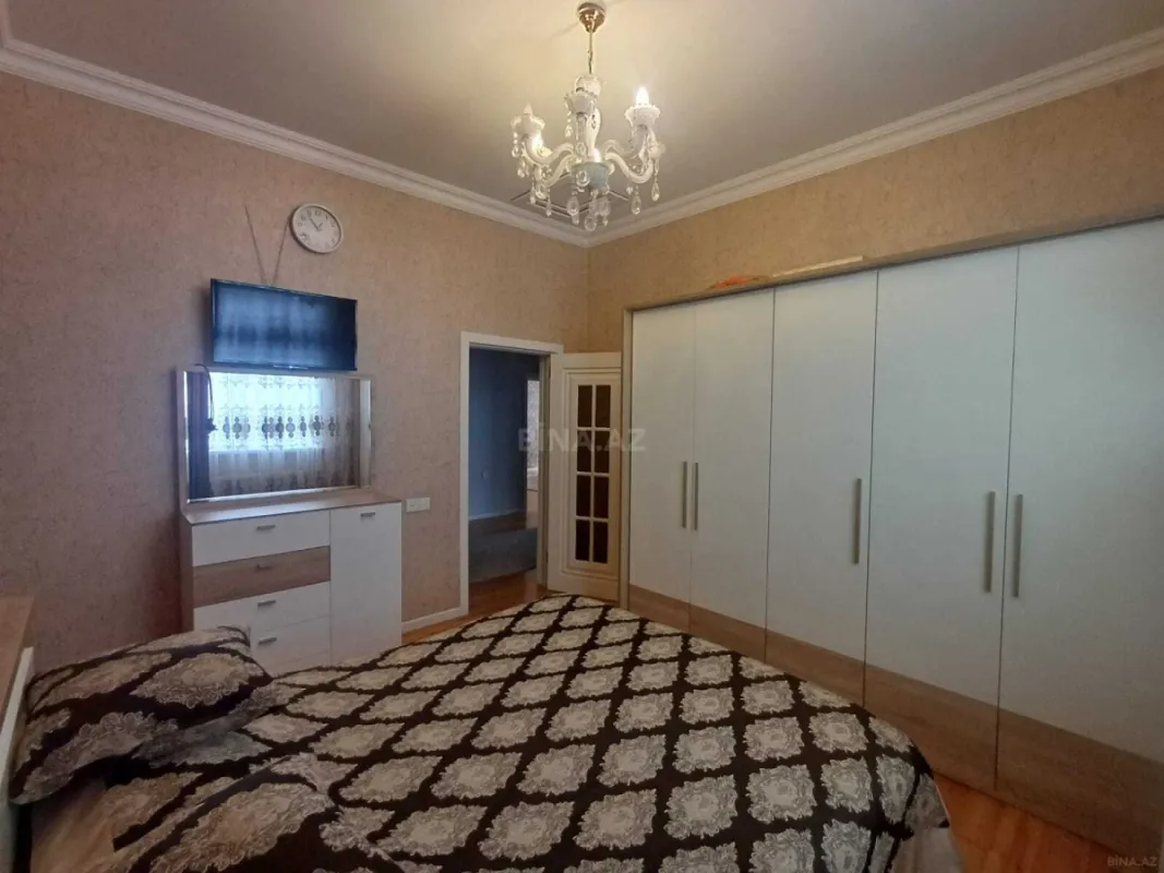 Satılır 4 otaqlı həyət evi 150 m²