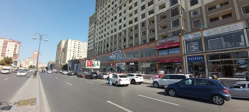 Satılır obyekt 142 m²