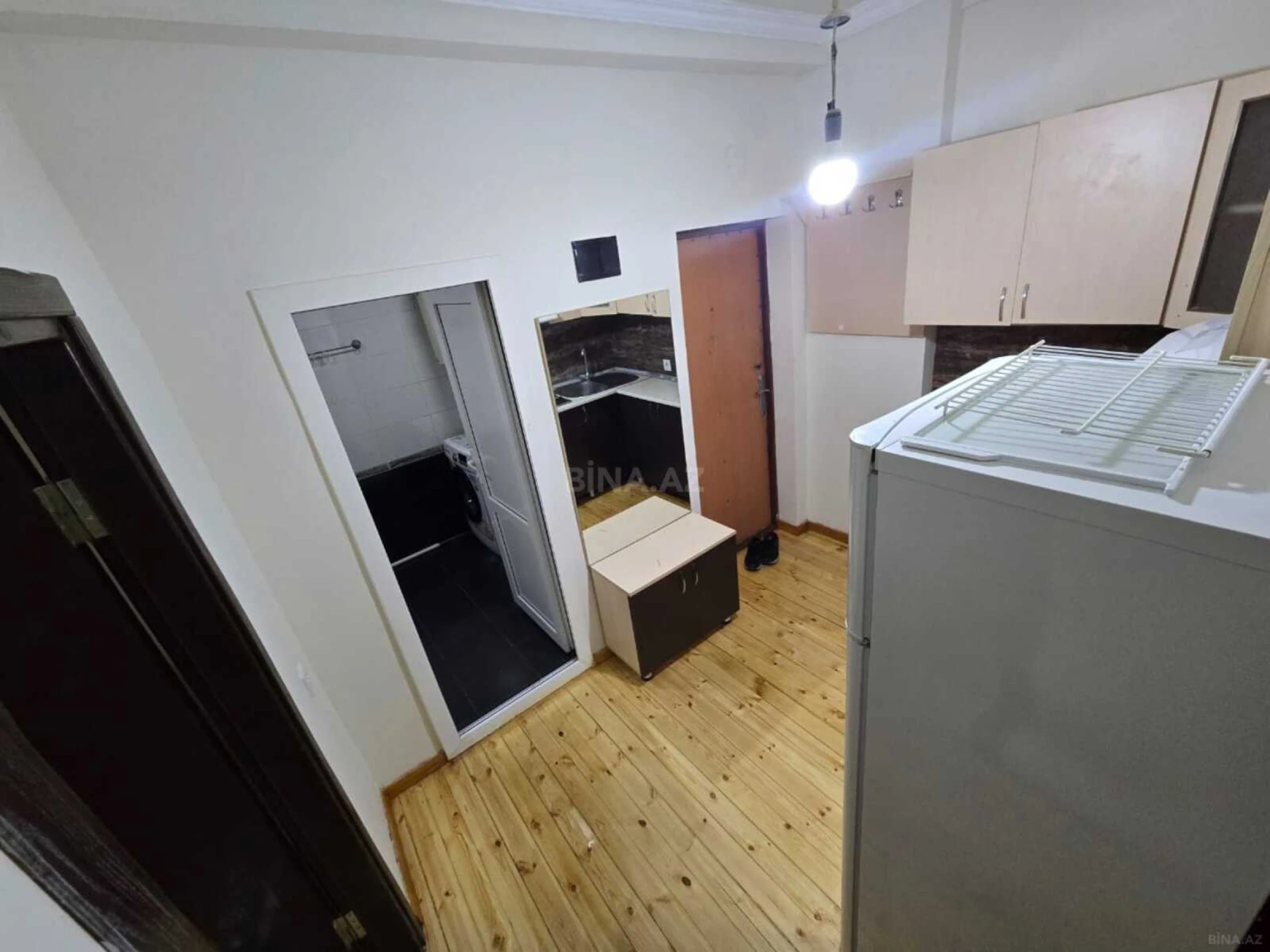 Kirayə verilir 2 otaqlı mənzil 60 m²