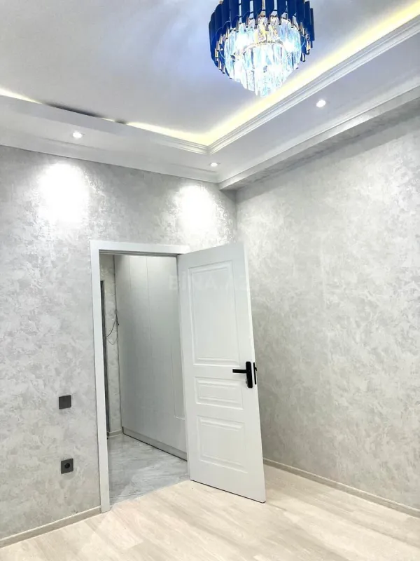 Satılır 2 otaqlı mənzil 47 m²