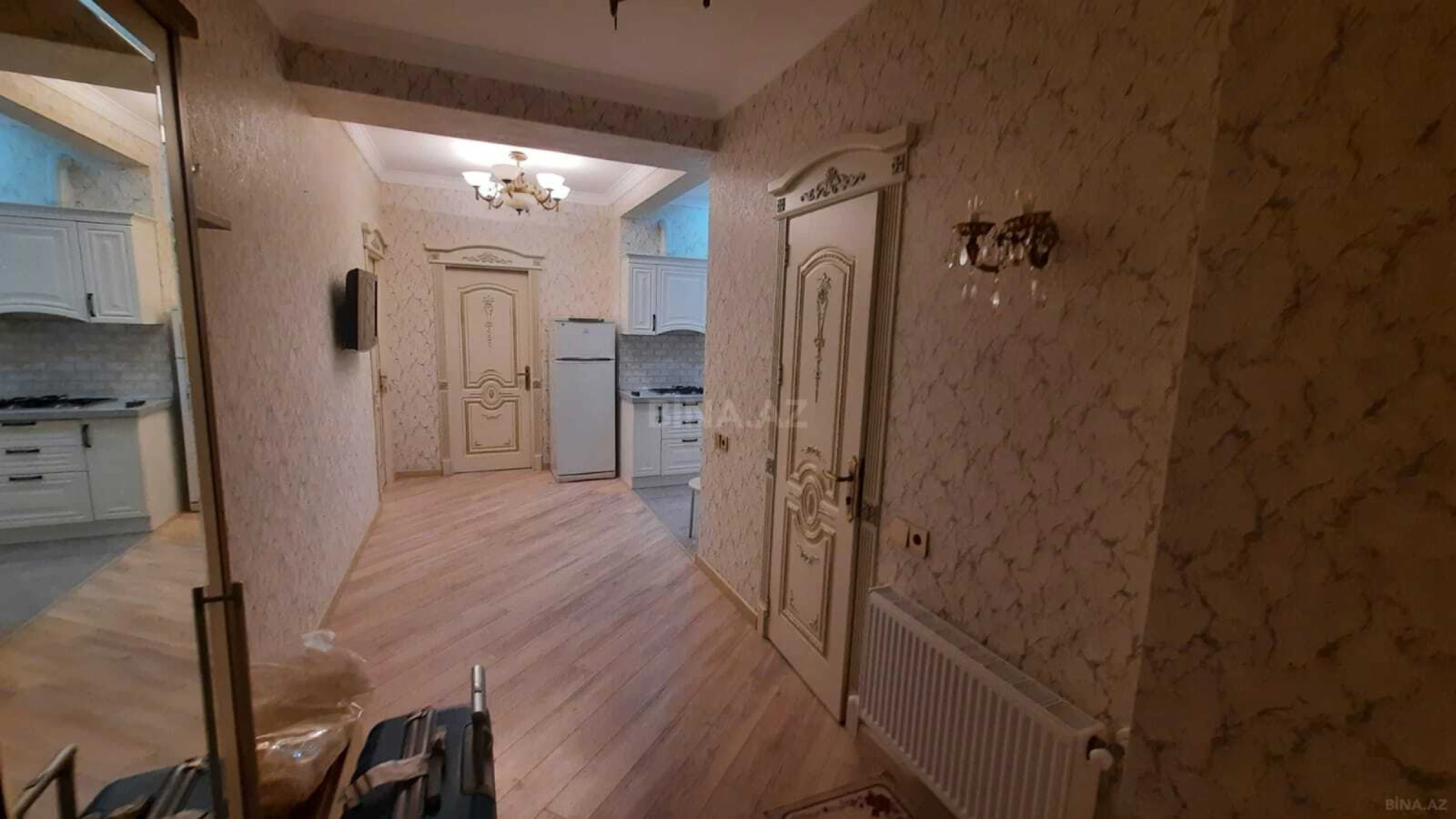 Kirayə verilir 2 otaqlı mənzil 80 m²