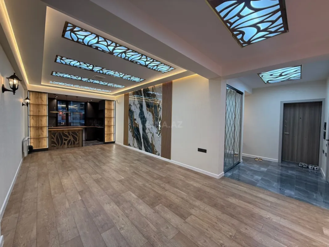 Satılır 3 otaqlı mənzil 100 m²