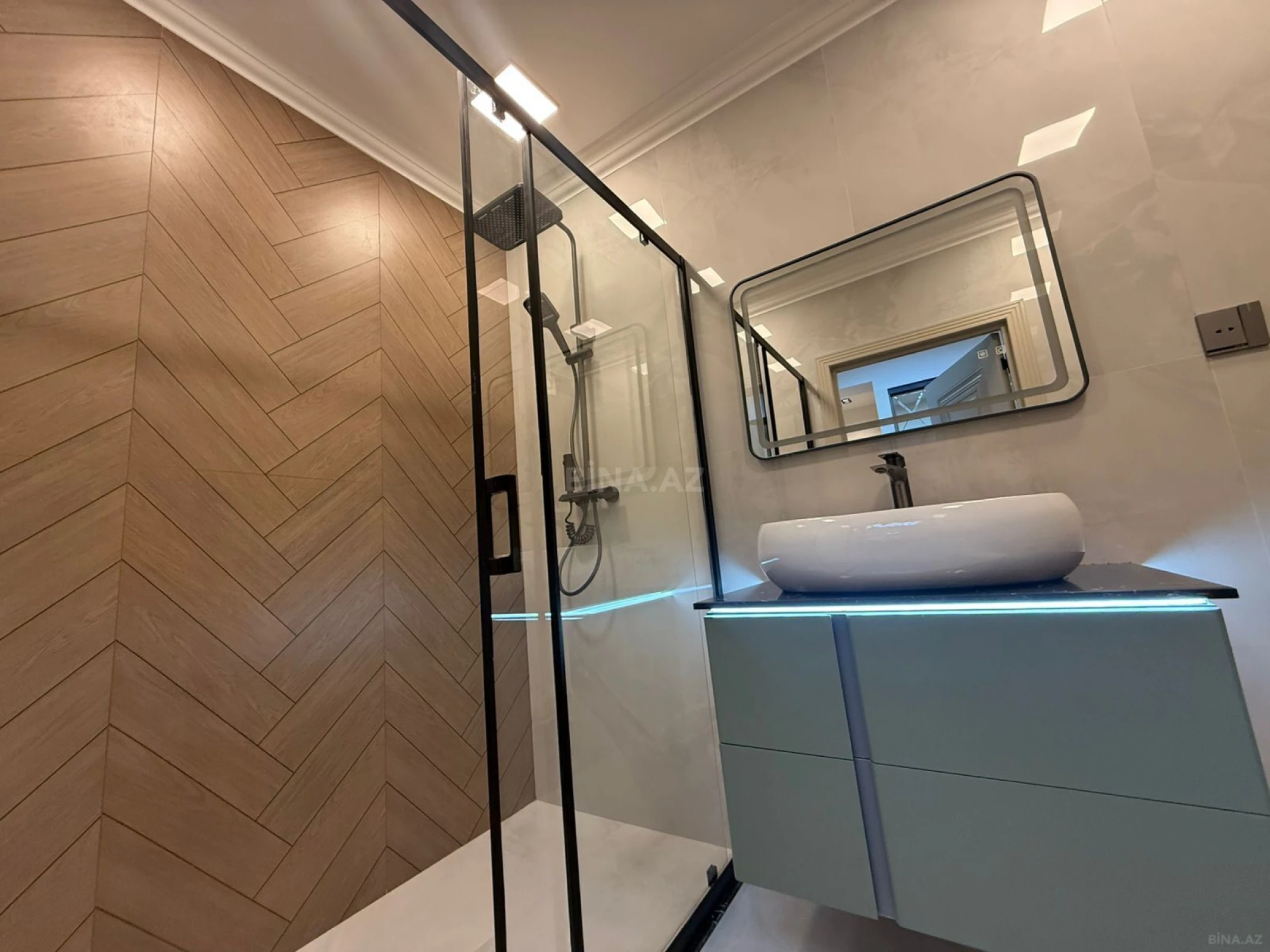 Satılır 3 otaqlı mənzil 100 m²