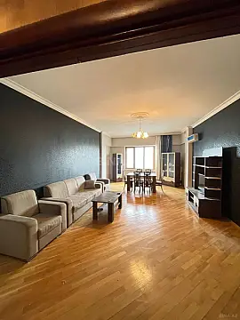 Satılır 4 otaqlı mənzil 200 m² — Bakı, Nəsimi 4 otaq 200.00 m²