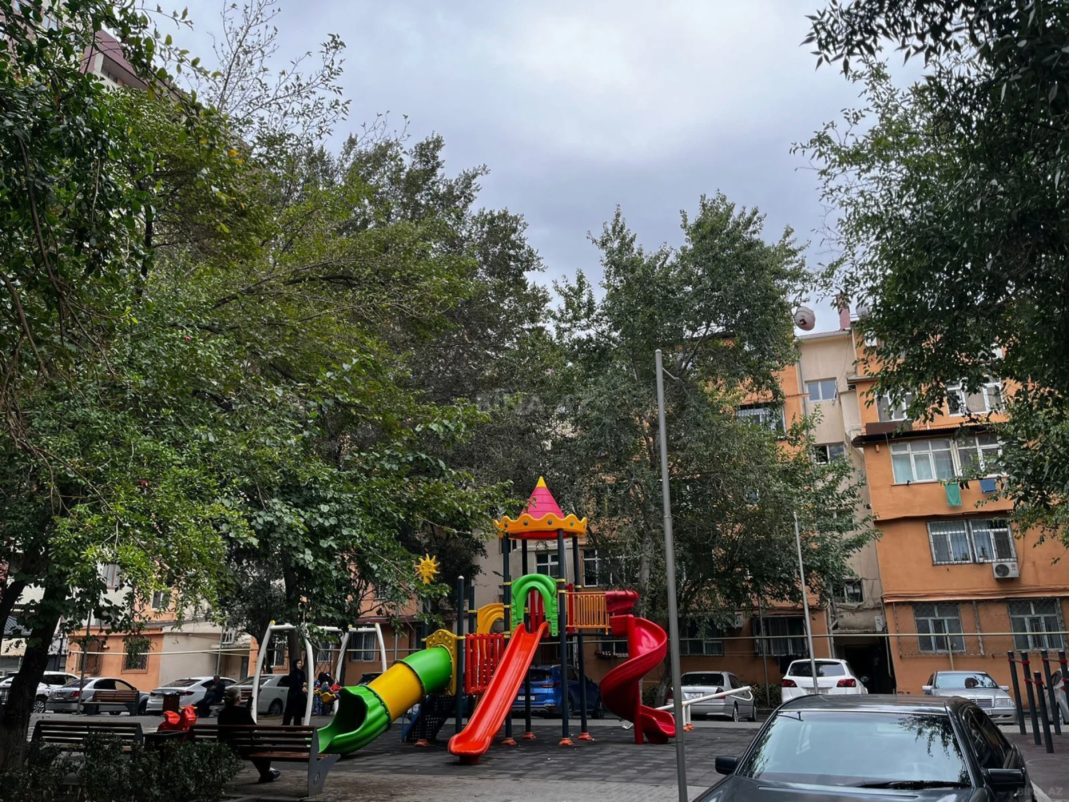 Satılır 3 otaqlı mənzil 75 m²