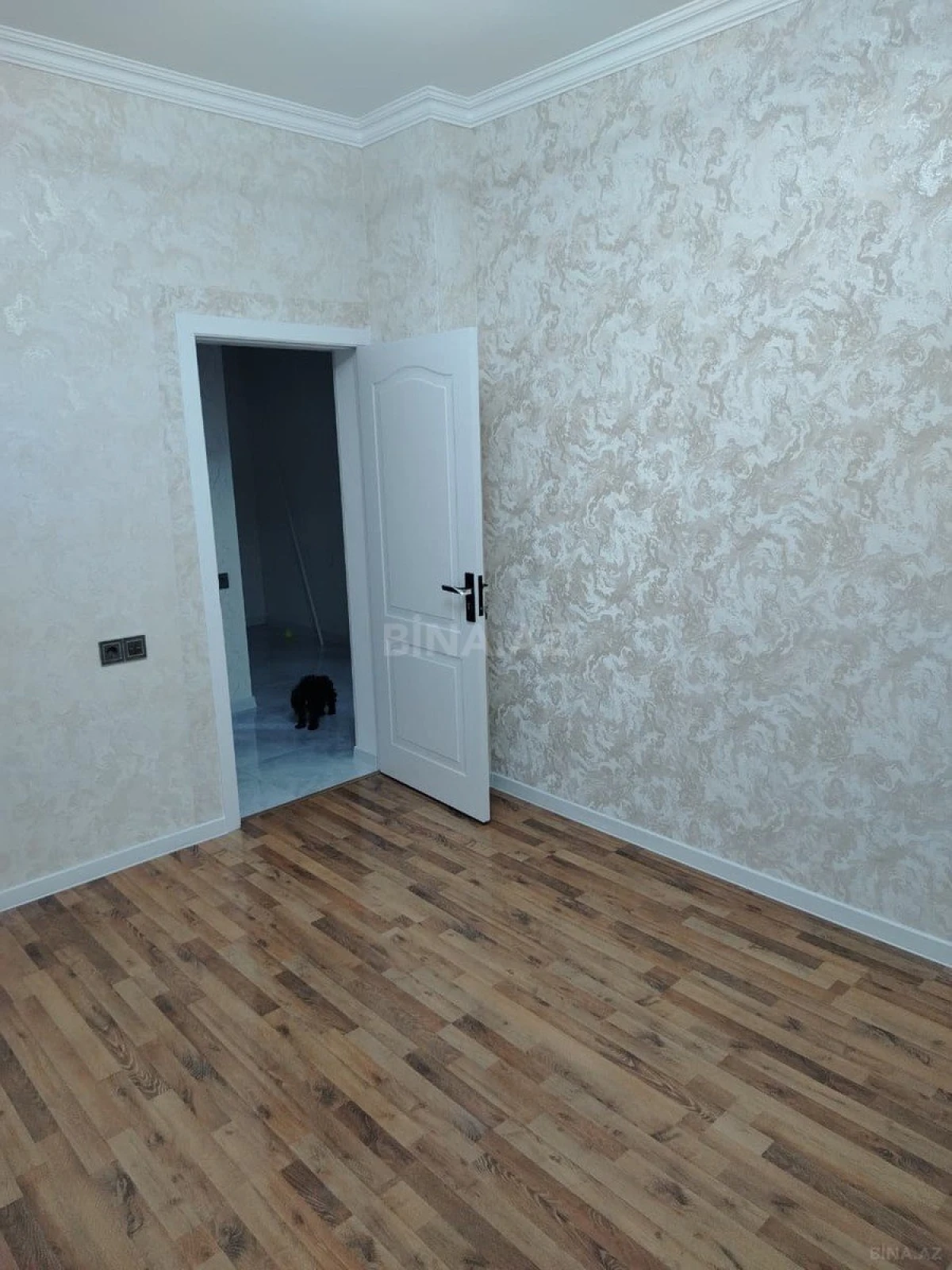 Satılır 3 otaqlı mənzil 68 m²