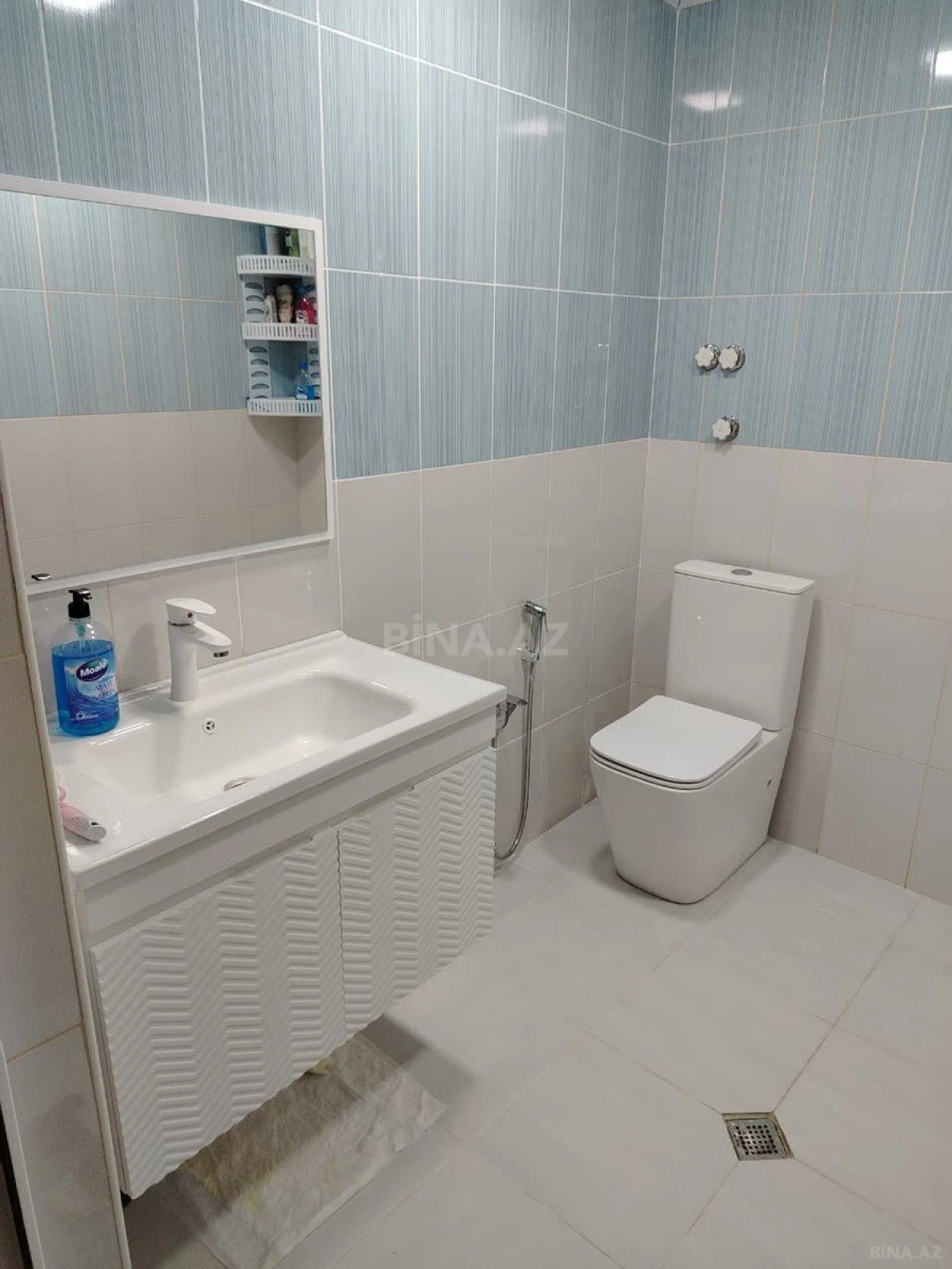 Satılır 3 otaqlı mənzil 68 m²