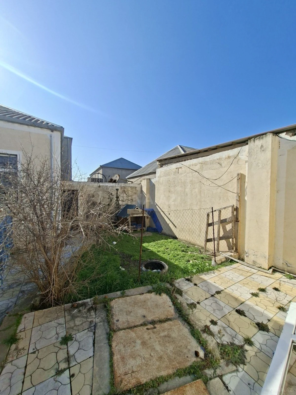 Satılır 3 otaqlı həyət evi 100 m²