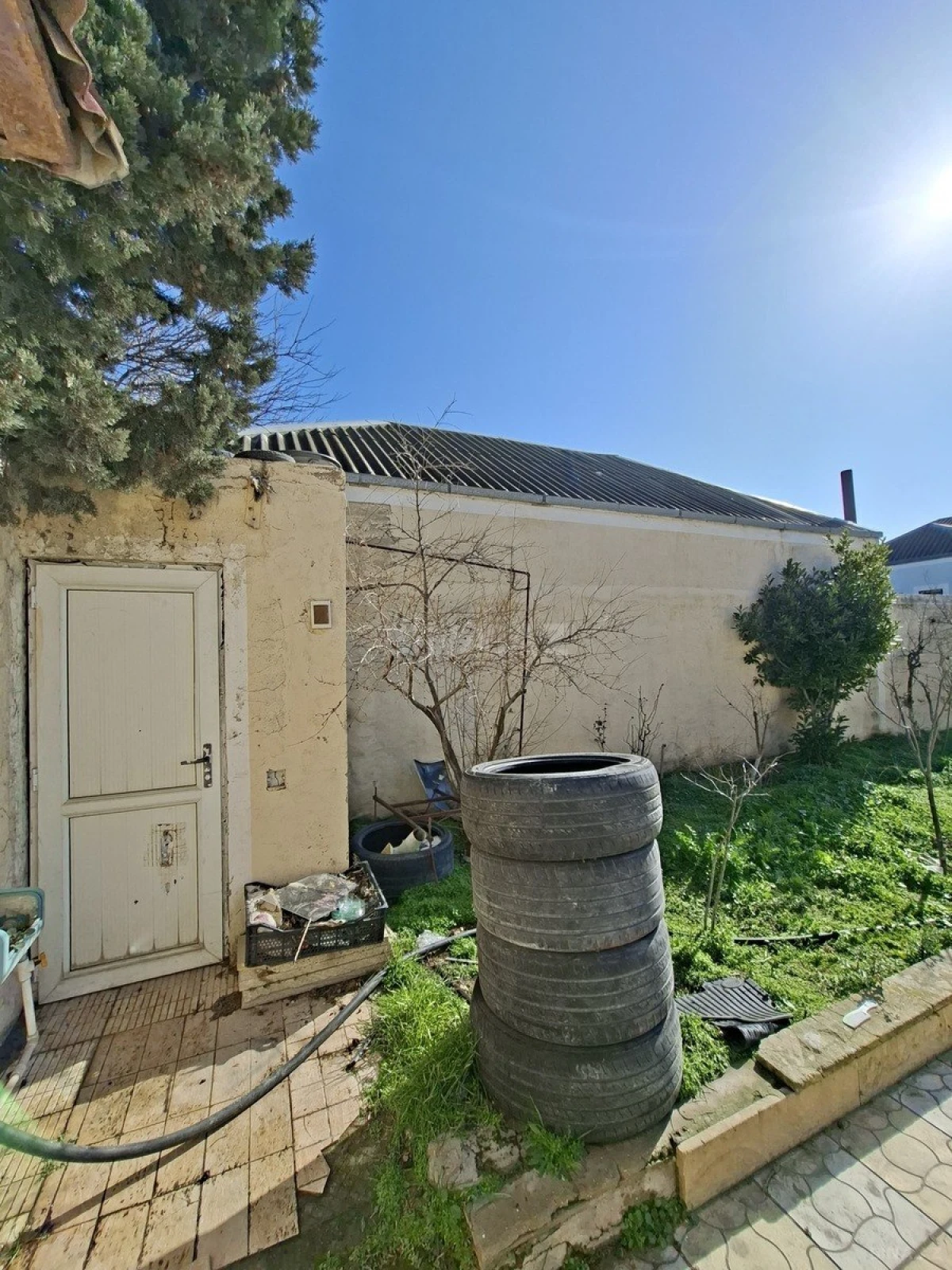 Satılır 3 otaqlı həyət evi 100 m²