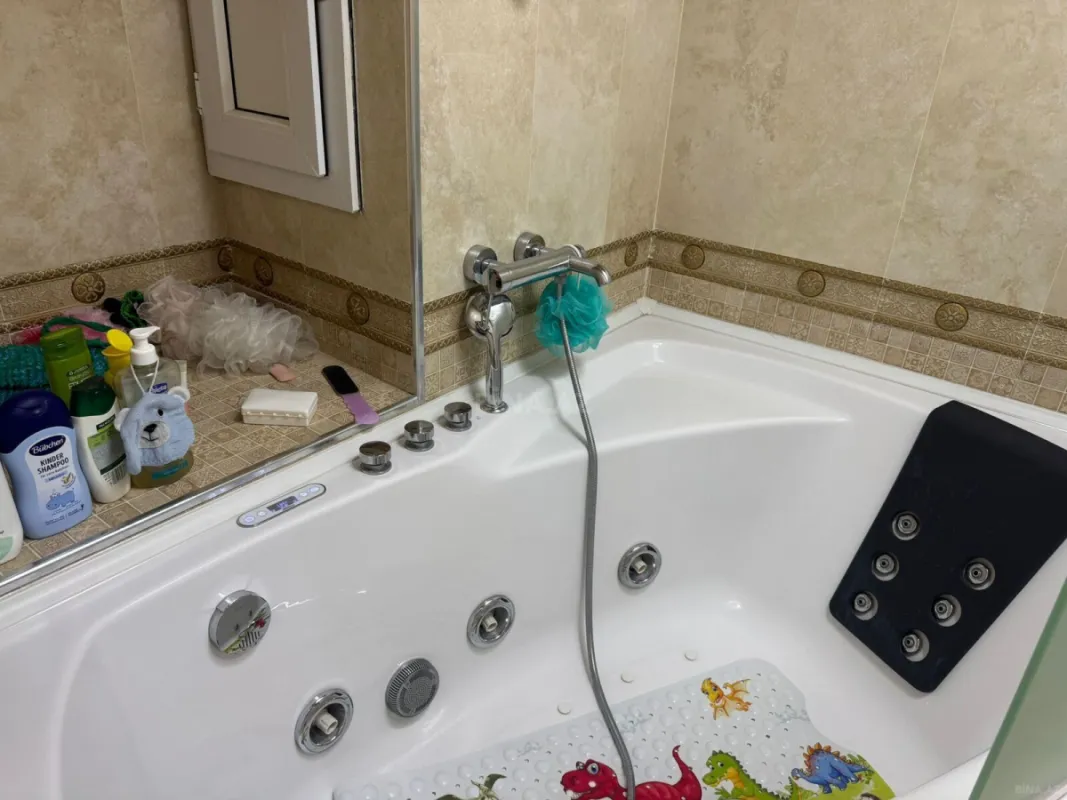 Kirayə verilir 3 otaqlı mənzil 100 m²