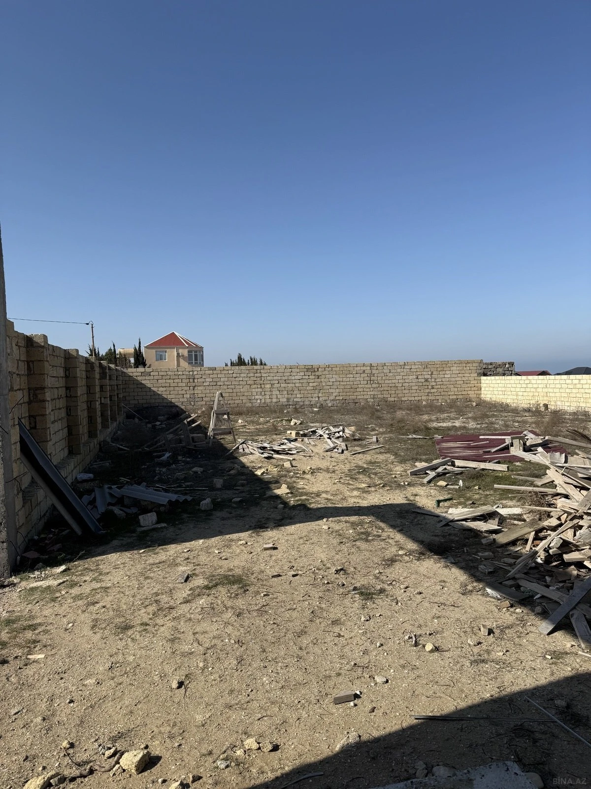 Satılır torpaq sahəsi 6 m²