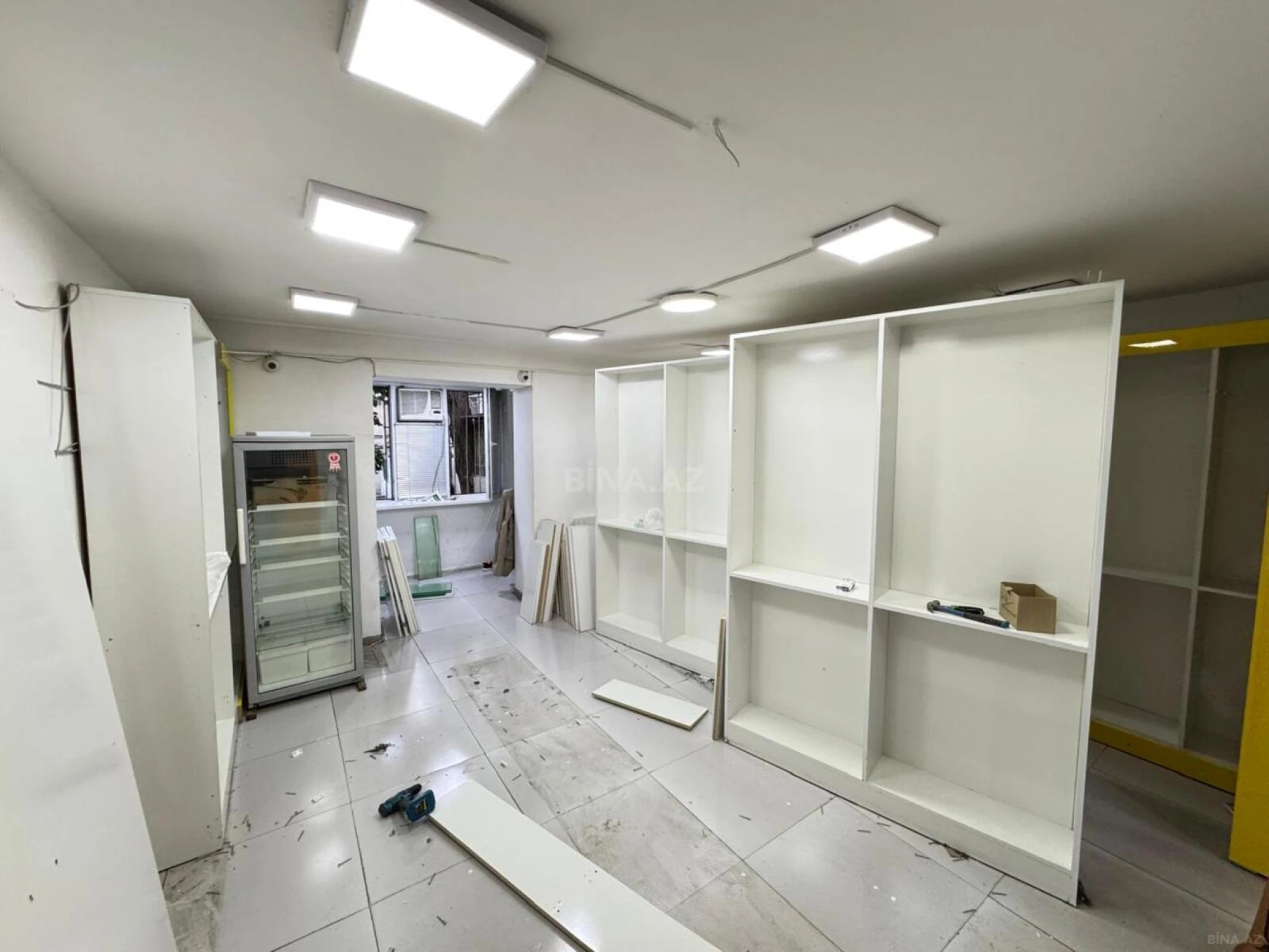 Satılır obyekt 65 m²