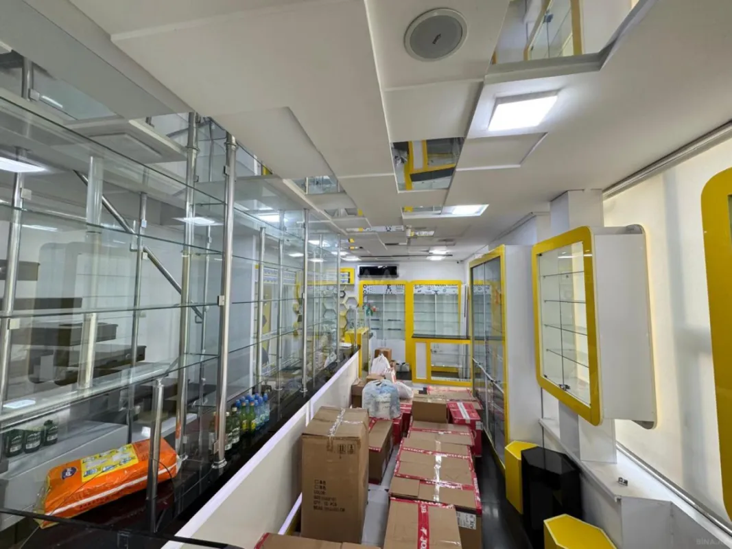 Satılır obyekt 65 m²