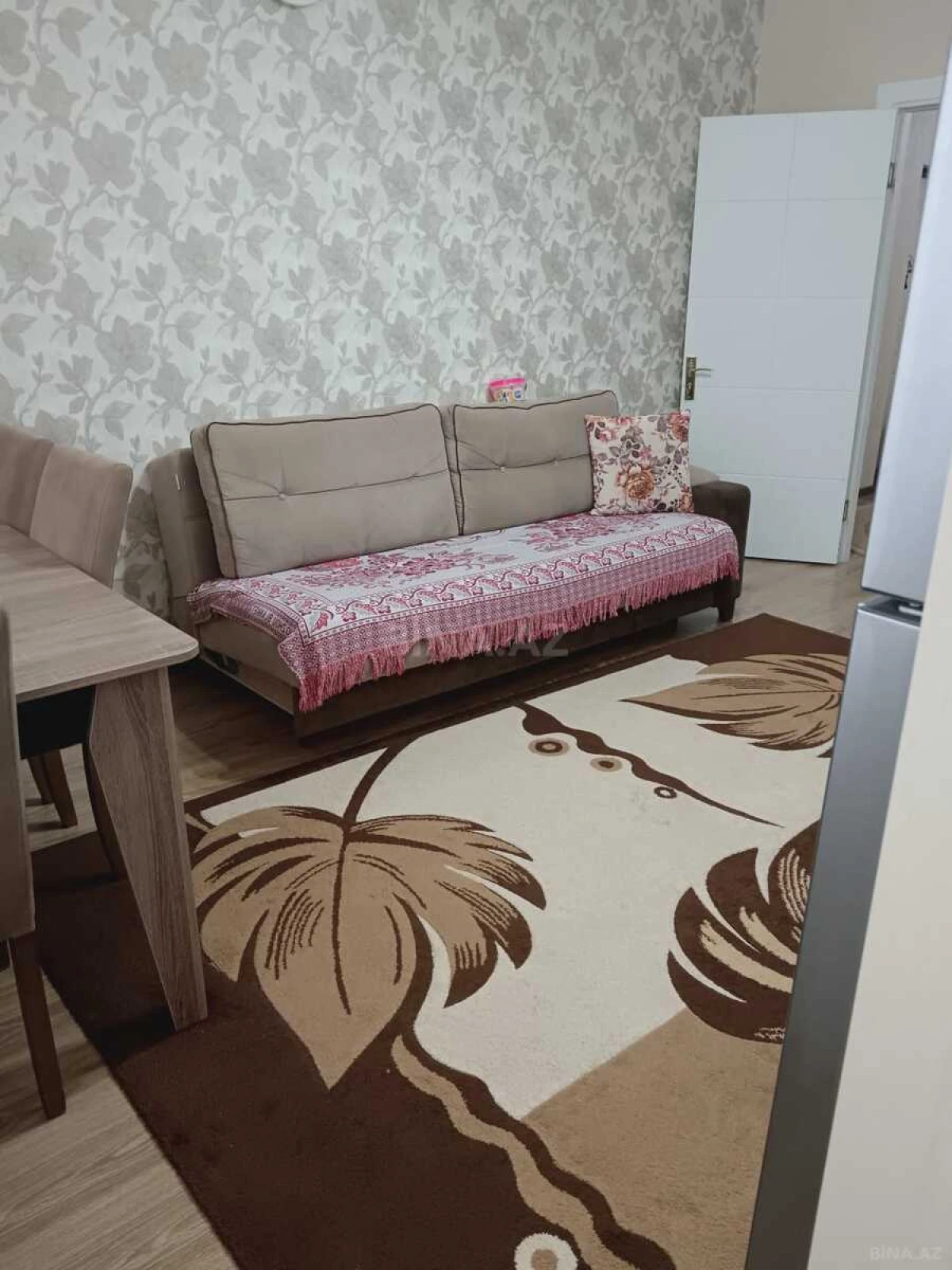 Satılır 2 otaqlı mənzil 89 m²