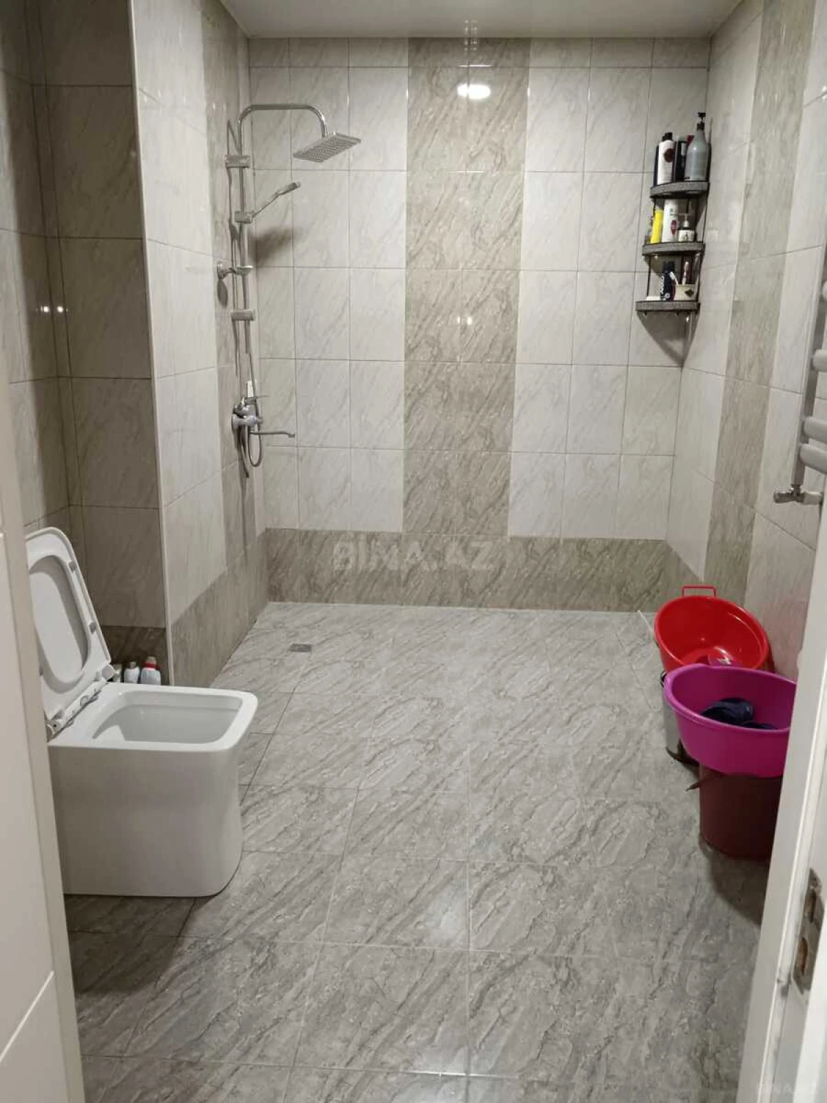 Satılır 2 otaqlı mənzil 89 m²