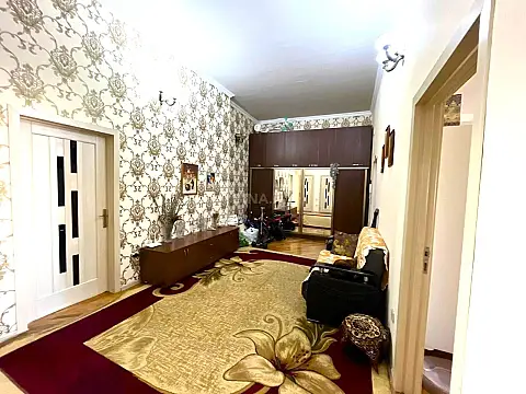 Satılır 3 otaqlı mənzil 130 m² — Bakı, Nərimanov 3 otaq 130.00 m²