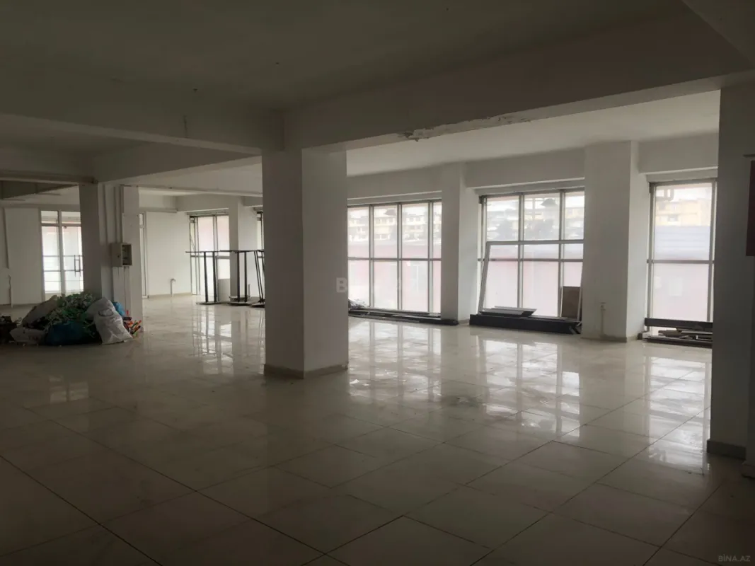 Kirayə verilir obyekt 1700 m²