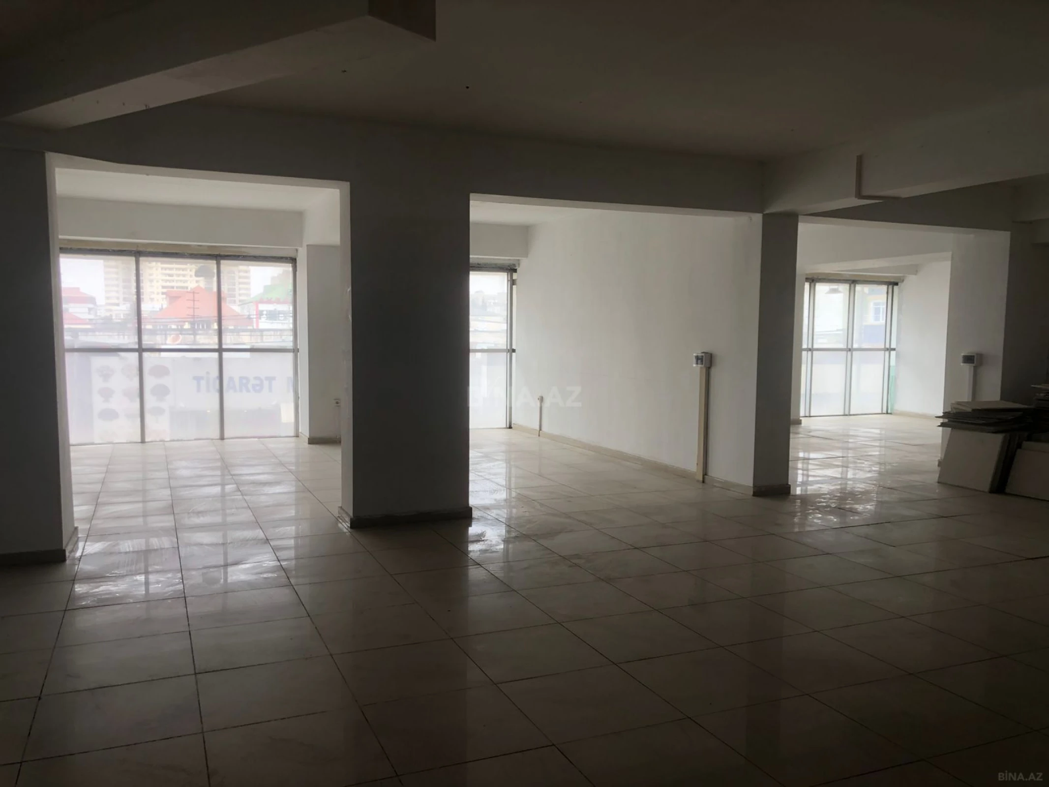 Kirayə verilir obyekt 1700 m²