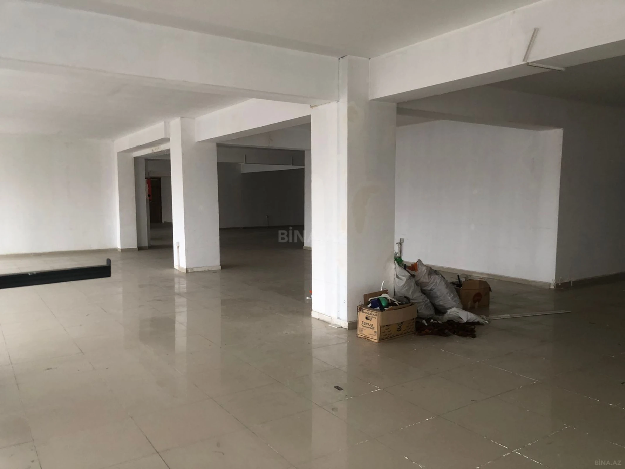 Kirayə verilir obyekt 1700 m²