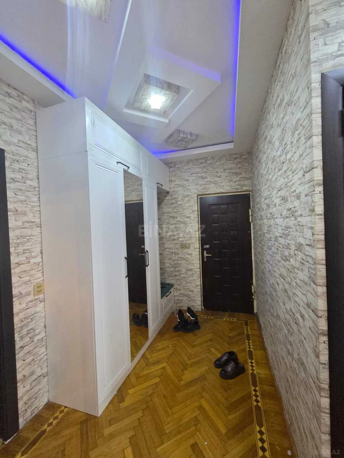 Kirayə verilir 3 otaqlı mənzil 80 m²