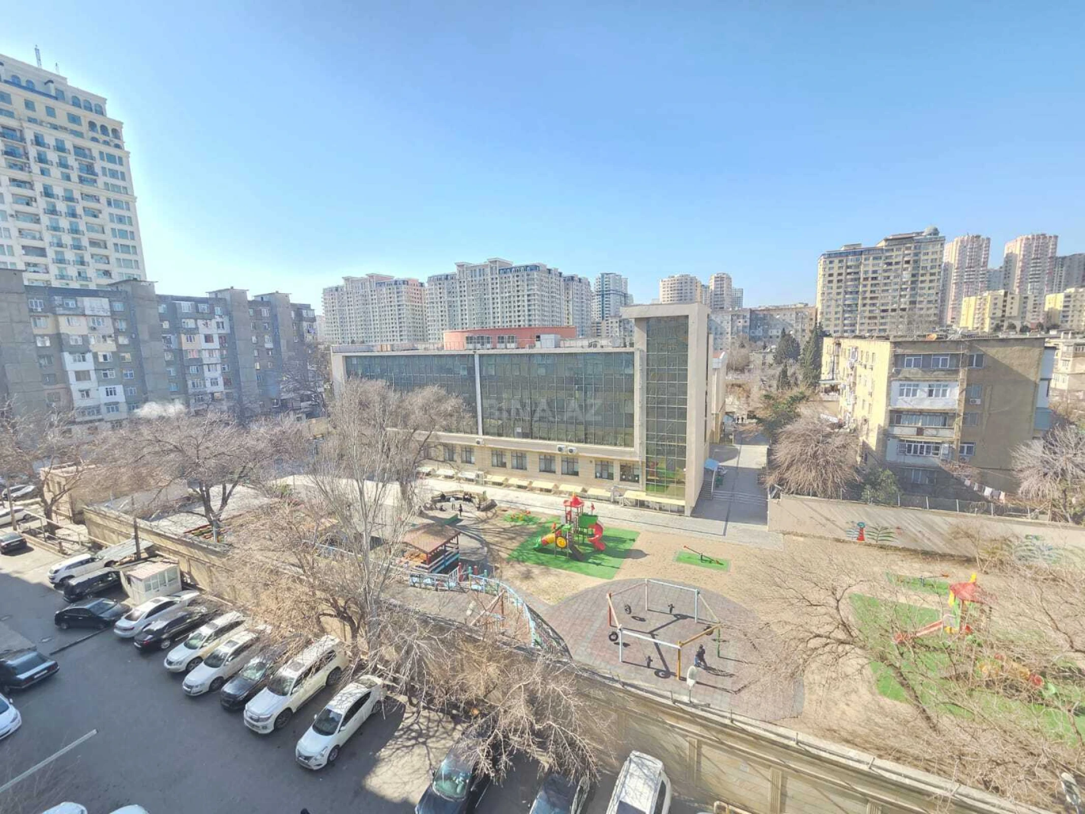 Kirayə verilir 3 otaqlı mənzil 80 m²