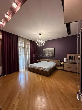 Kirayə verilir 3 otaqlı mənzil 135 m²