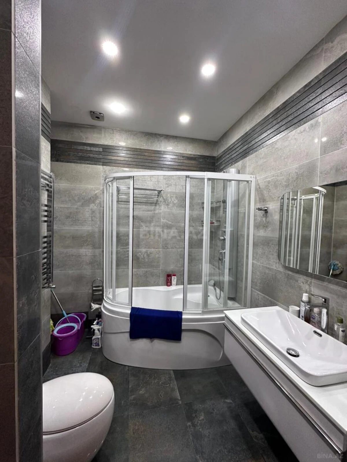 Kirayə verilir 3 otaqlı mənzil 135 m²