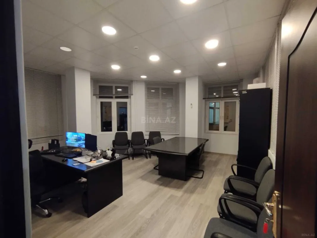 Kirayə verilir obyekt 1000 m²