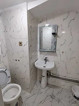 Kirayə verilir 1 otaqlı ofis 55 m²