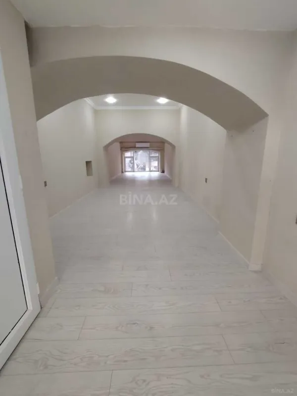 Kirayə verilir 1 otaqlı ofis 55 m²