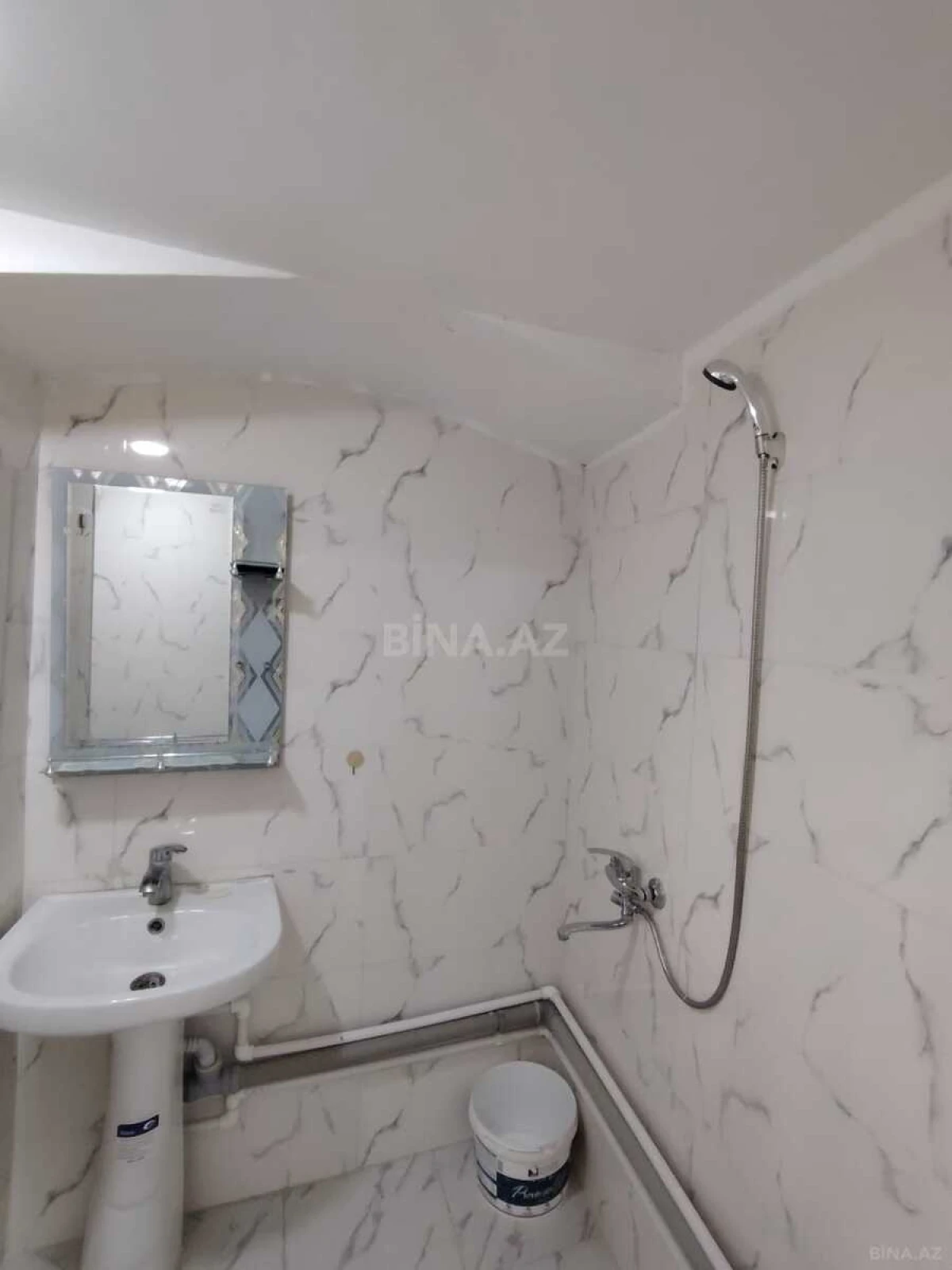 Kirayə verilir 1 otaqlı ofis 55 m²