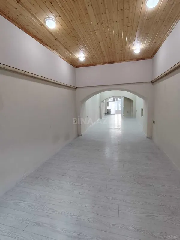 Kirayə verilir 1 otaqlı ofis 55 m²