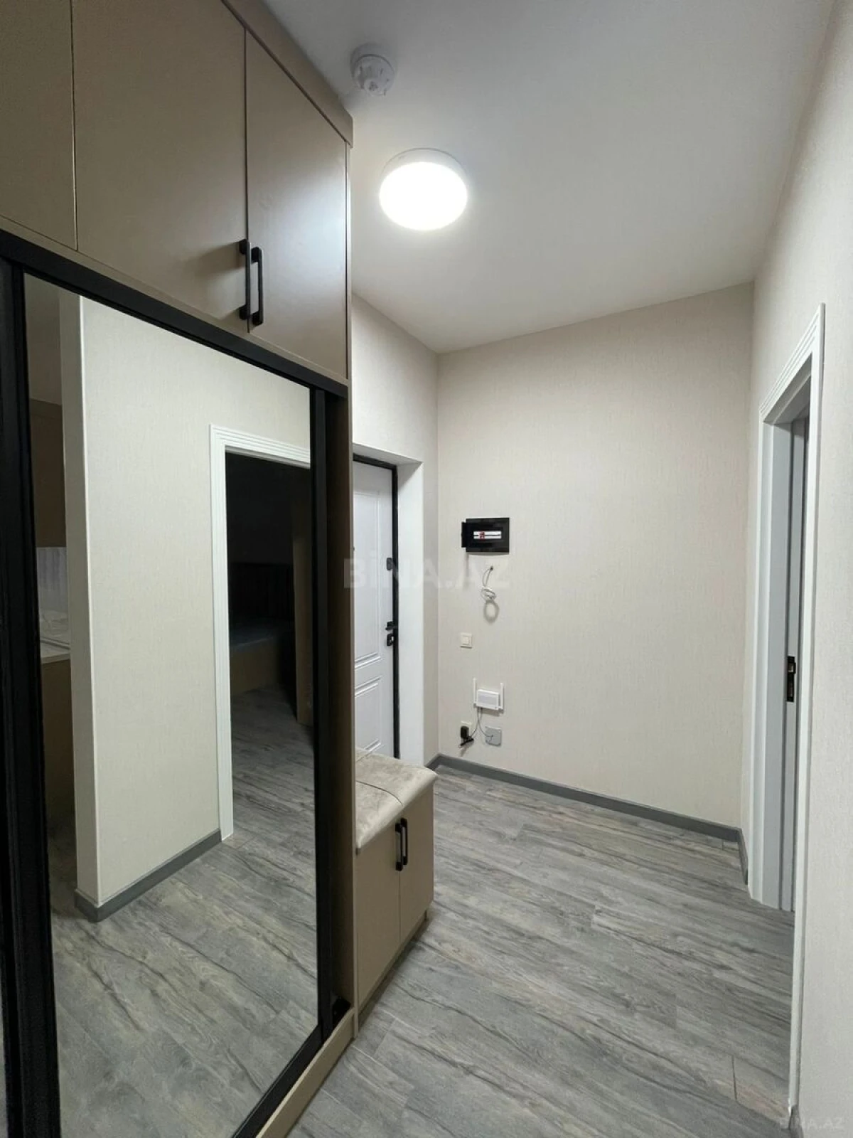 Kirayə verilir 2 otaqlı mənzil 80 m²