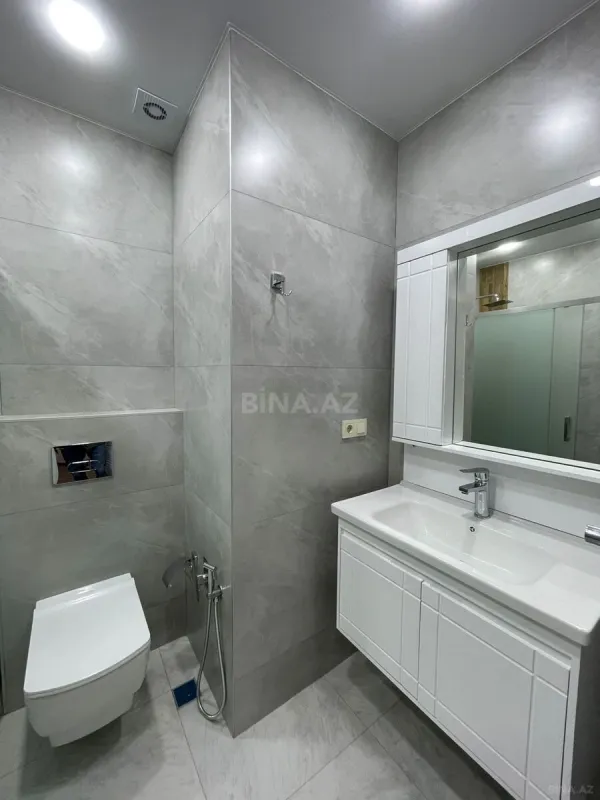 Kirayə verilir 2 otaqlı mənzil 80 m²