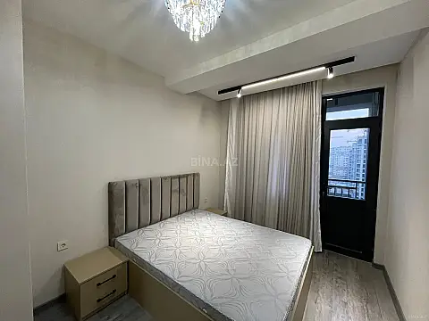 Kirayə verilir 2 otaqlı mənzil 80 m²