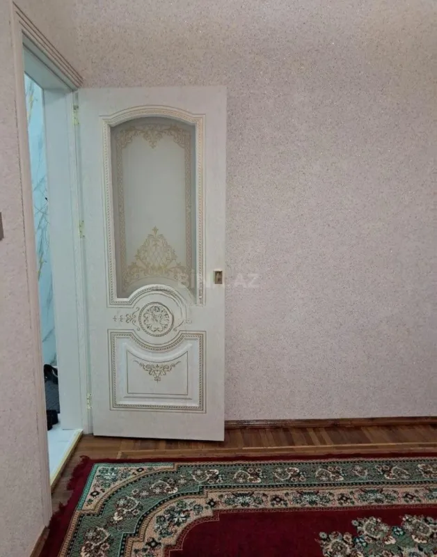 Kirayə verilir 4 otaqlı mənzil 104 m²