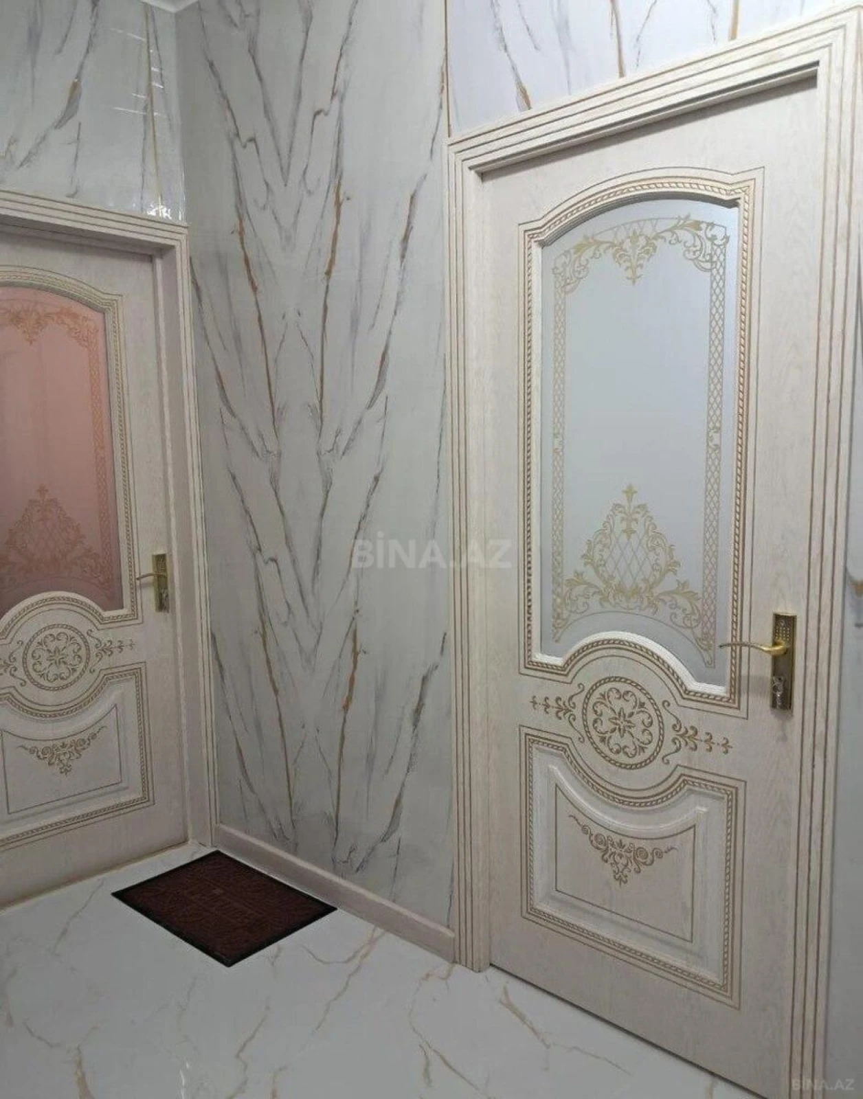 Kirayə verilir 4 otaqlı mənzil 104 m²