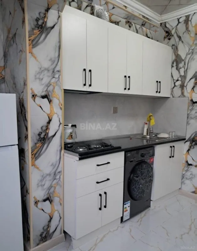 Kirayə verilir 4 otaqlı mənzil 104 m²