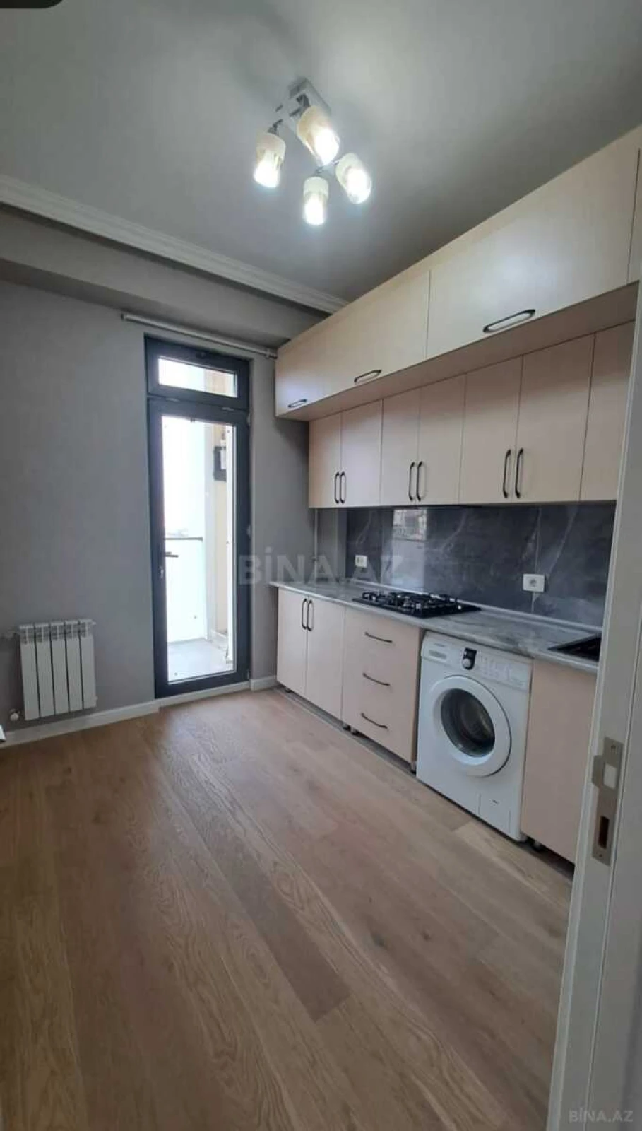Kirayə verilir 2 otaqlı mənzil 100 m²