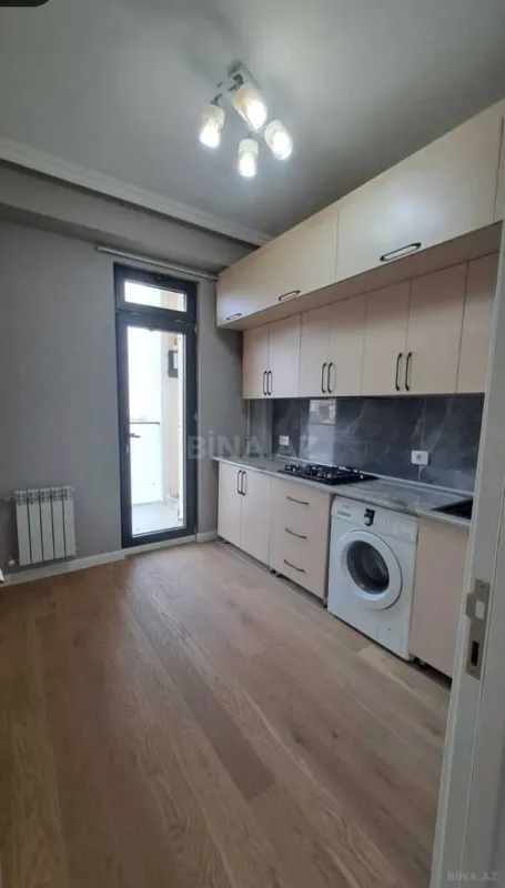Kirayə verilir 2 otaqlı mənzil 100 m²