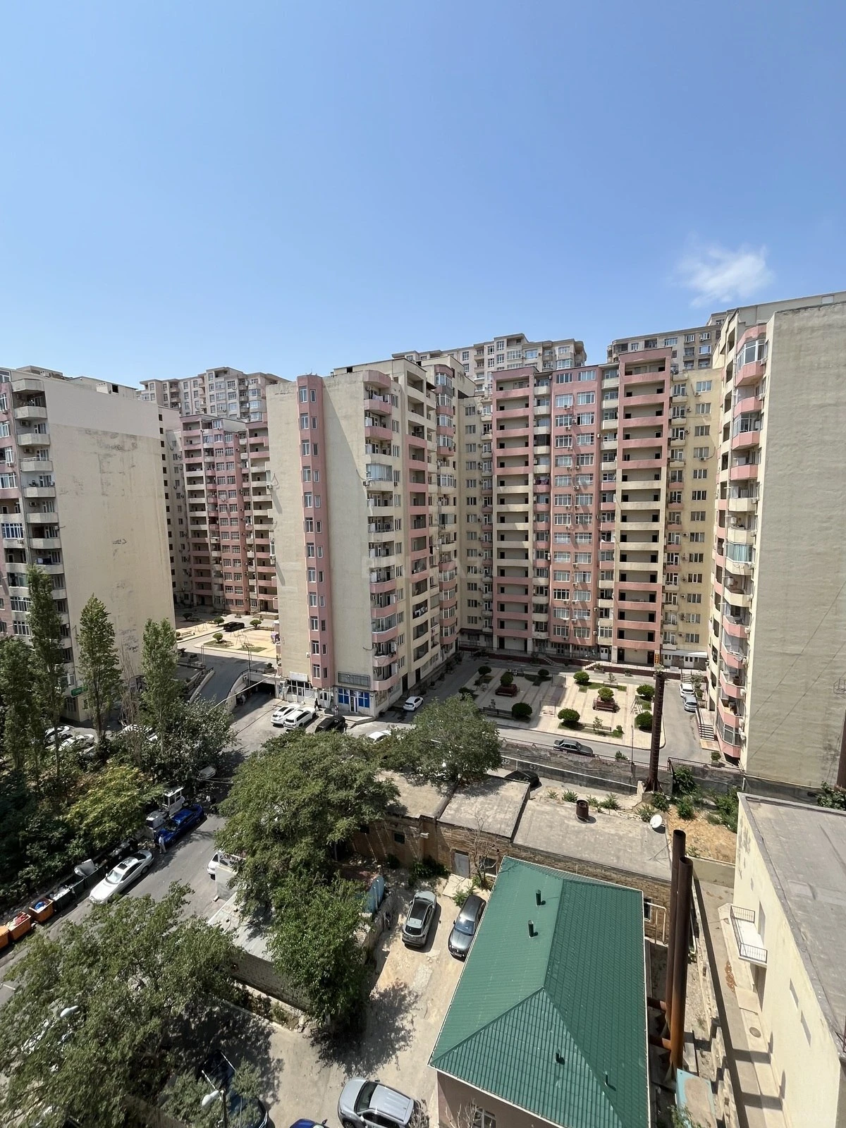 Satılır obyekt 40 m²