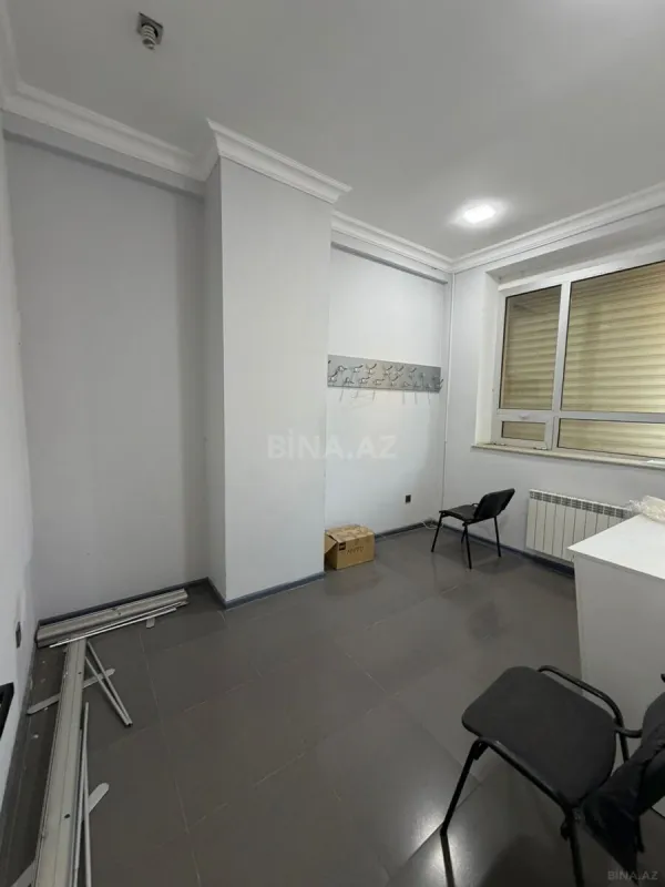 Satılır obyekt 200 m²